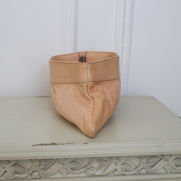 Brand new Laura Merkin tan clutch - Picture 5 of 6